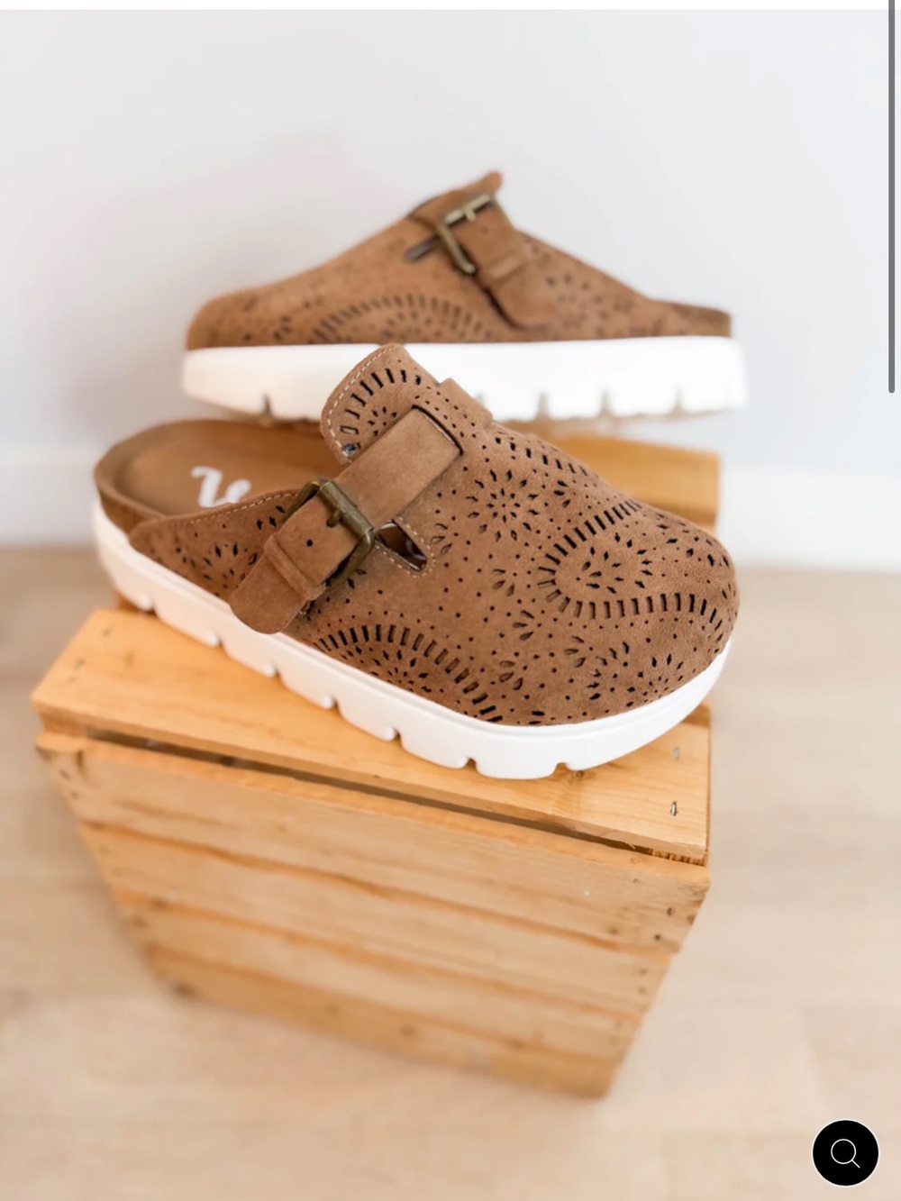 Timber + Gray Lulu Paisley Clogs, sz 8.5